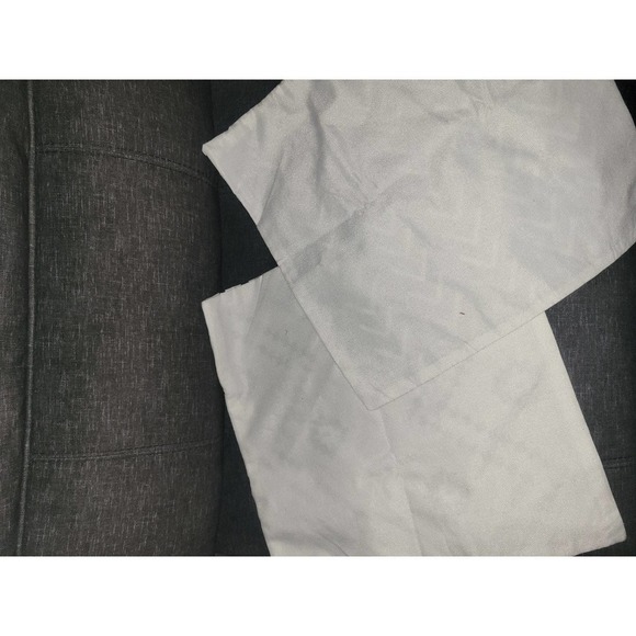 Set of 2 pillow cases, black and white, Aztec - Picture 4 of 4